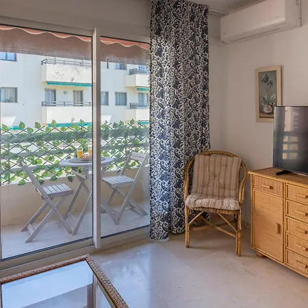 Wonderful Flat With Privateterrace And Pool Apartment Marbella