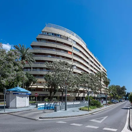 Wonderful Flat With Privateterrace And Pool